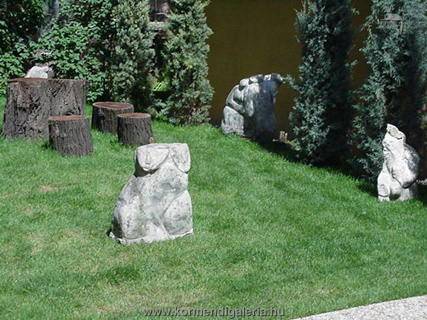 Thököly kertben Nagy Sándor szobrai