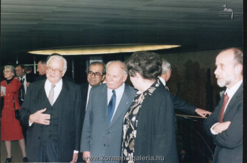 Boksch Árpád, a WIPO Elnöke, Göncz Árpád köztársasági elnök, Körmendi Anna, és Dévényi István művészettörténész