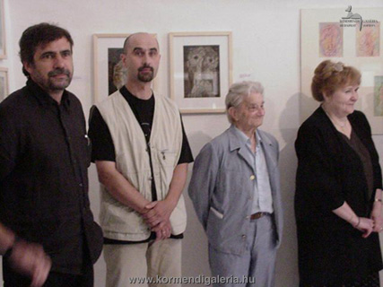 Gaál Endre üvegművész, Radu Ciobanou szobrászművész, Papp Oszkár festőművész és Polgár Rózsa textilművész a kiállítás megnyitóján