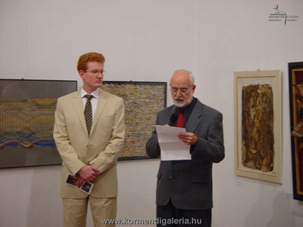 Csák Ferenc művészettörténész és a Kovács Albert a festőtársaság elnöke megnyitják a kiállítást