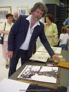 Kőnig Róbert grafikusművész bemutatót tart