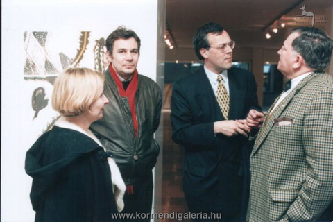 dr. Szőnyi István a Képzőművészeti Egyetem főtitkára és felesége, svájci nagykövetség kultúrattaséja, valamint Csák Máté